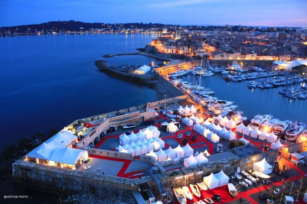 Ravissant Studio Au Coeur Du Vieil Antibes Bagian luar foto
